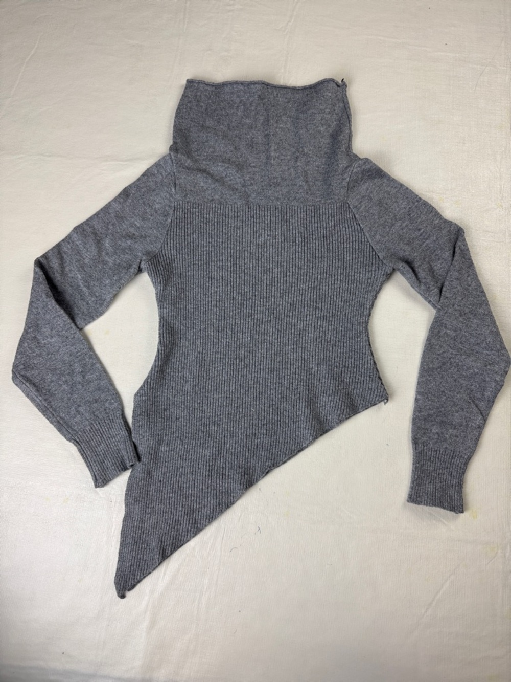 Women's Asymmetric Gray Ribbed Turtleneck Long Sleeve Sweater Size OS